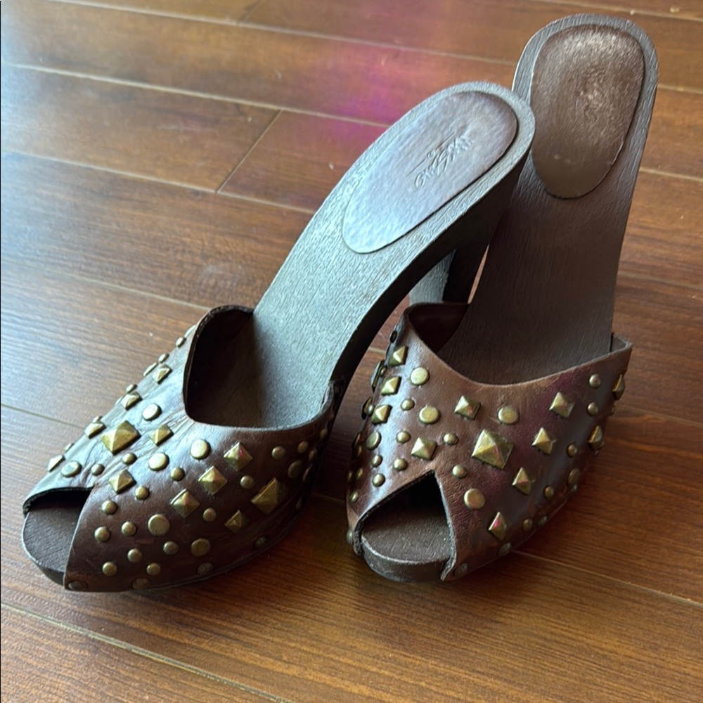 Brown Studded Women's Mules